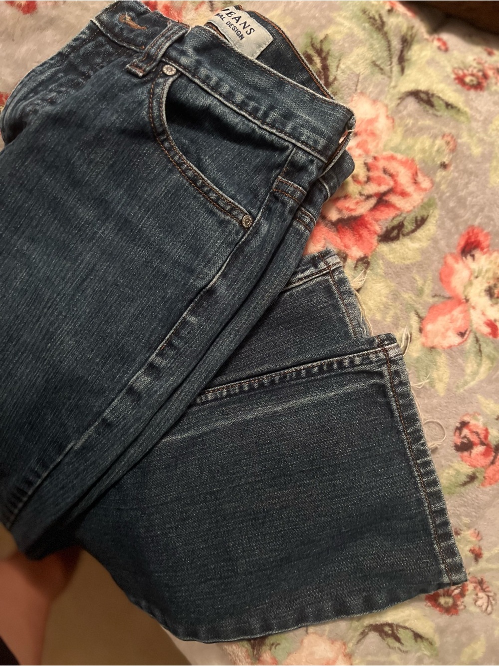 Authentic Vintage Y2K Guess Dark Blue Bootcut Jeans Fit like a 24S